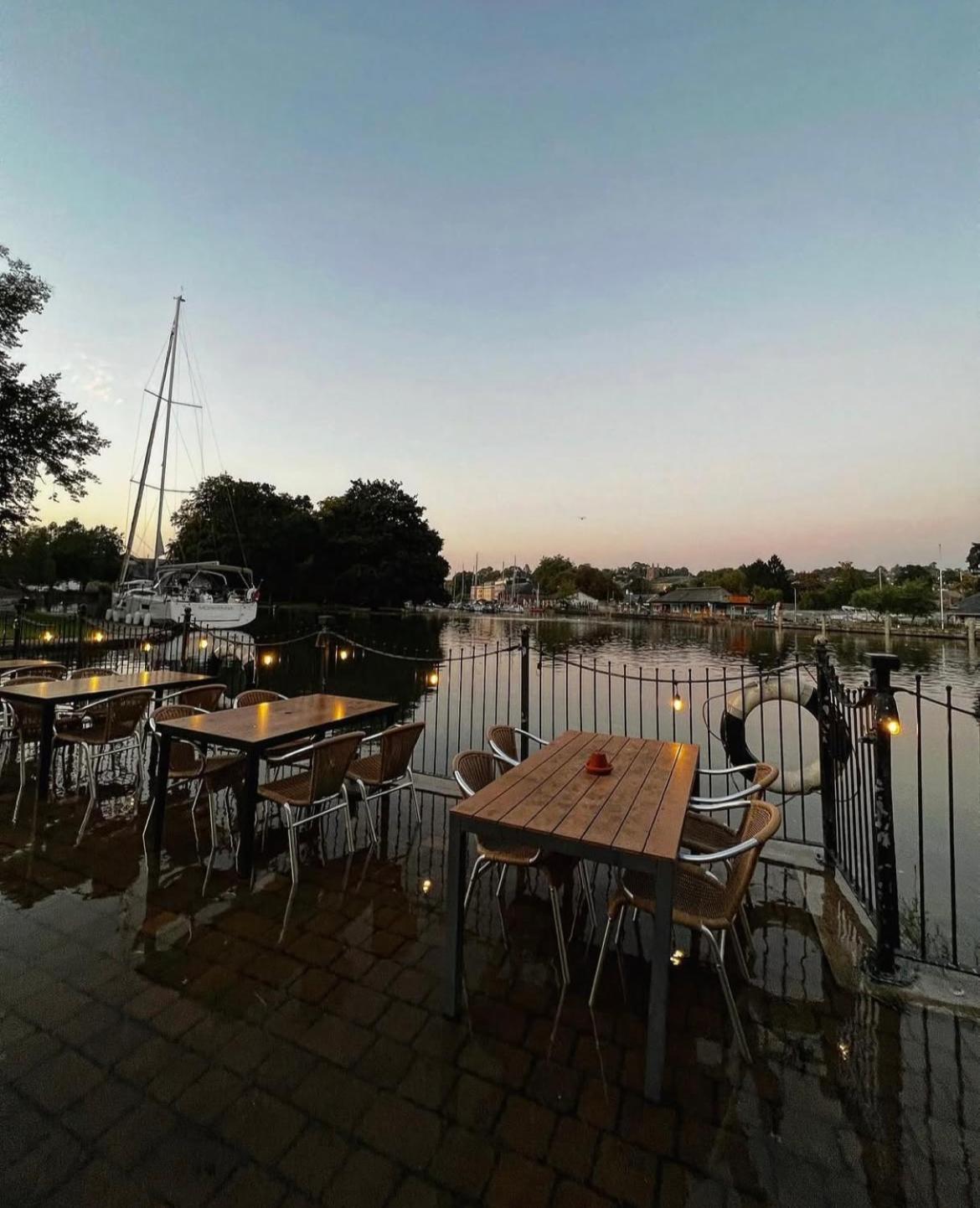 The Steam Packet Inn Totnes Exterior foto
